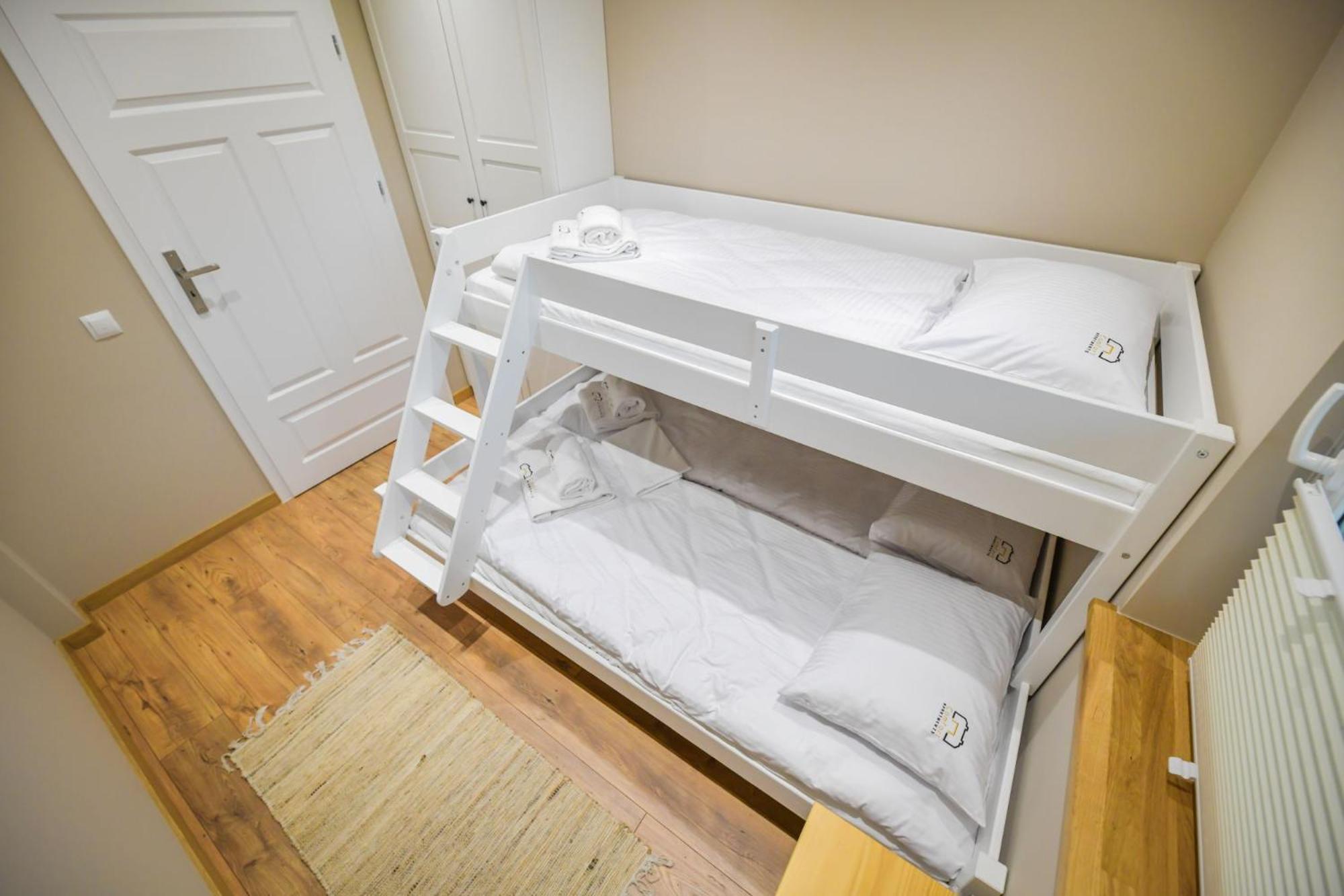 Comfort Apartments Освенцим Экстерьер фото