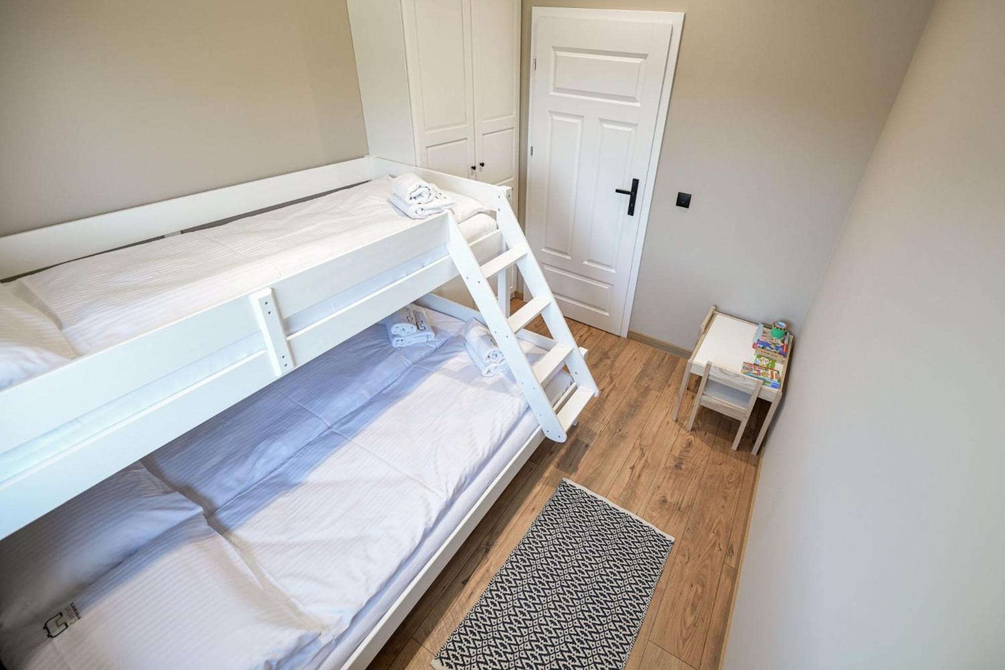 Comfort Apartments Освенцим Экстерьер фото